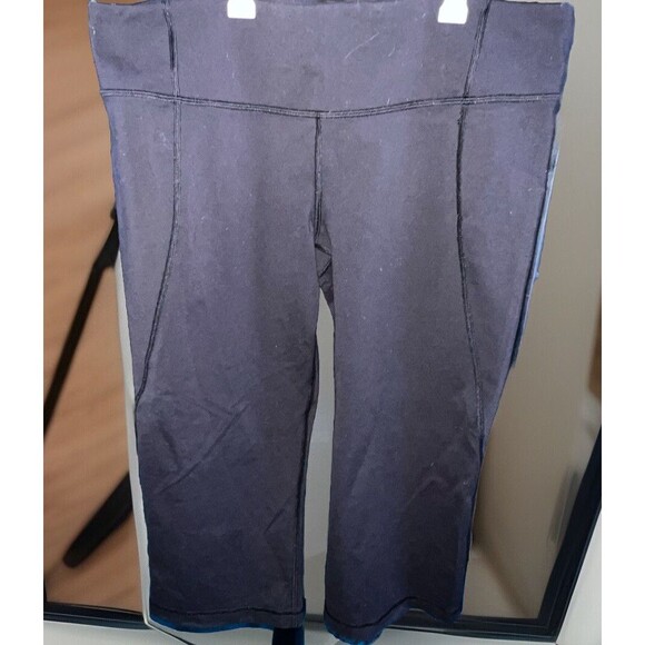 Lululemon Groove Super-High-Rise Crop 23" Black - Size: 6 - Picture 1 of 6